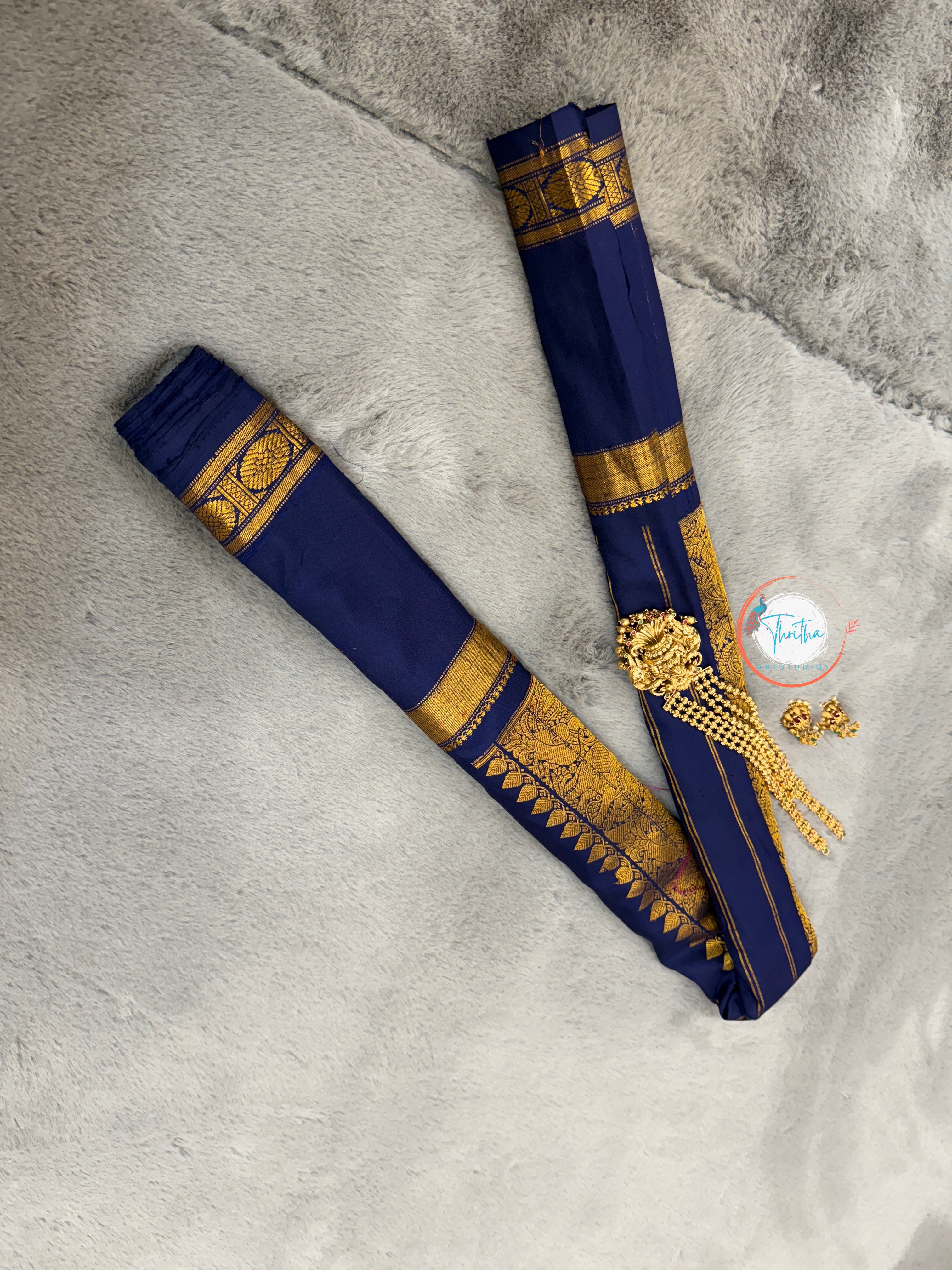 Premium Gadwal Kuttu Butta - Gap Border - GA07RB003