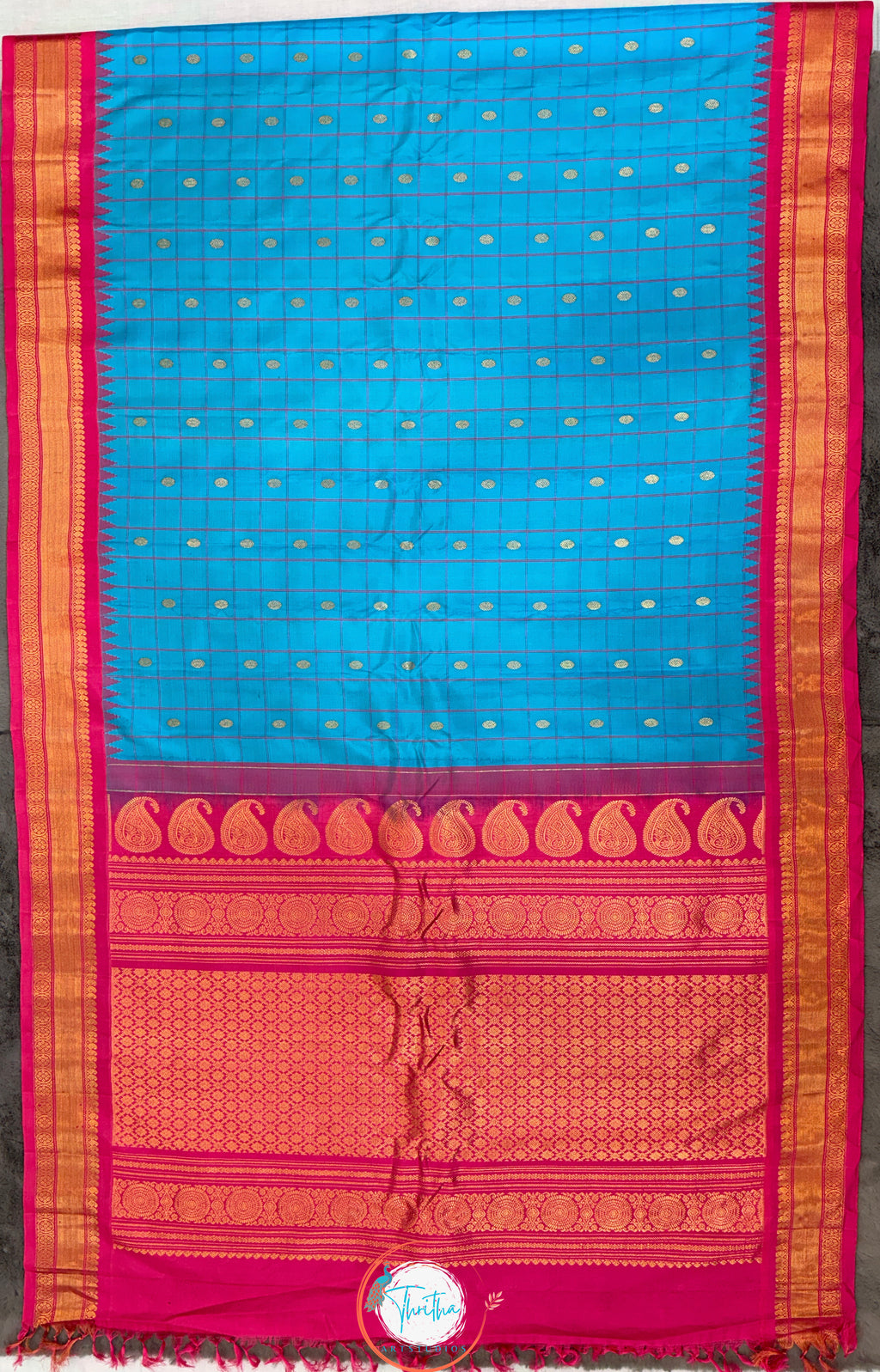 Premium Gadwal Pattu - Kuttu Border, Butta - GA07RB002